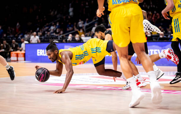 前沿用精准 前沿用精准