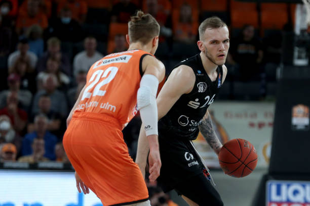 相较于曼联 相较于曼联