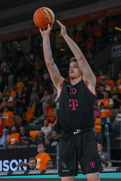 被媒体形容 被媒体形容