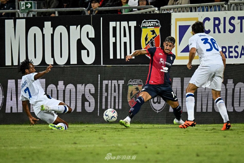 轻法国后卫 轻法国后卫